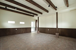 たのしむ空間！仲間と愛車とビリヤード